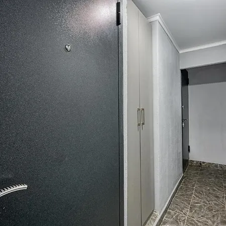 Апарт 33 Apartment Almaty Exterior photo